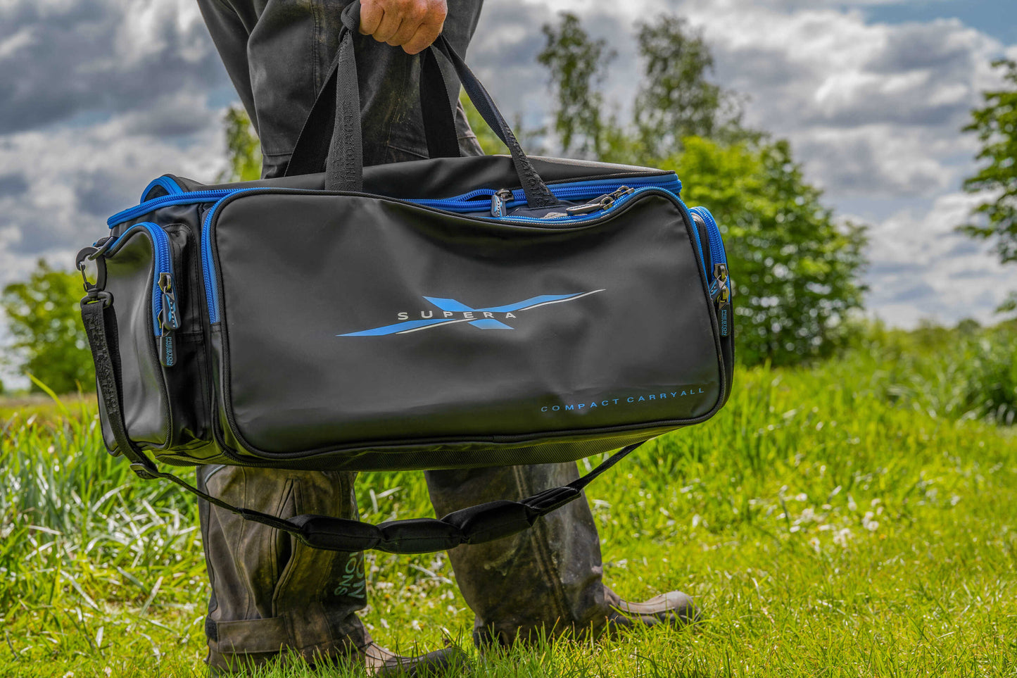 PRESTON INNOVATIONS SUPERA X COMPACT CARRYALL
