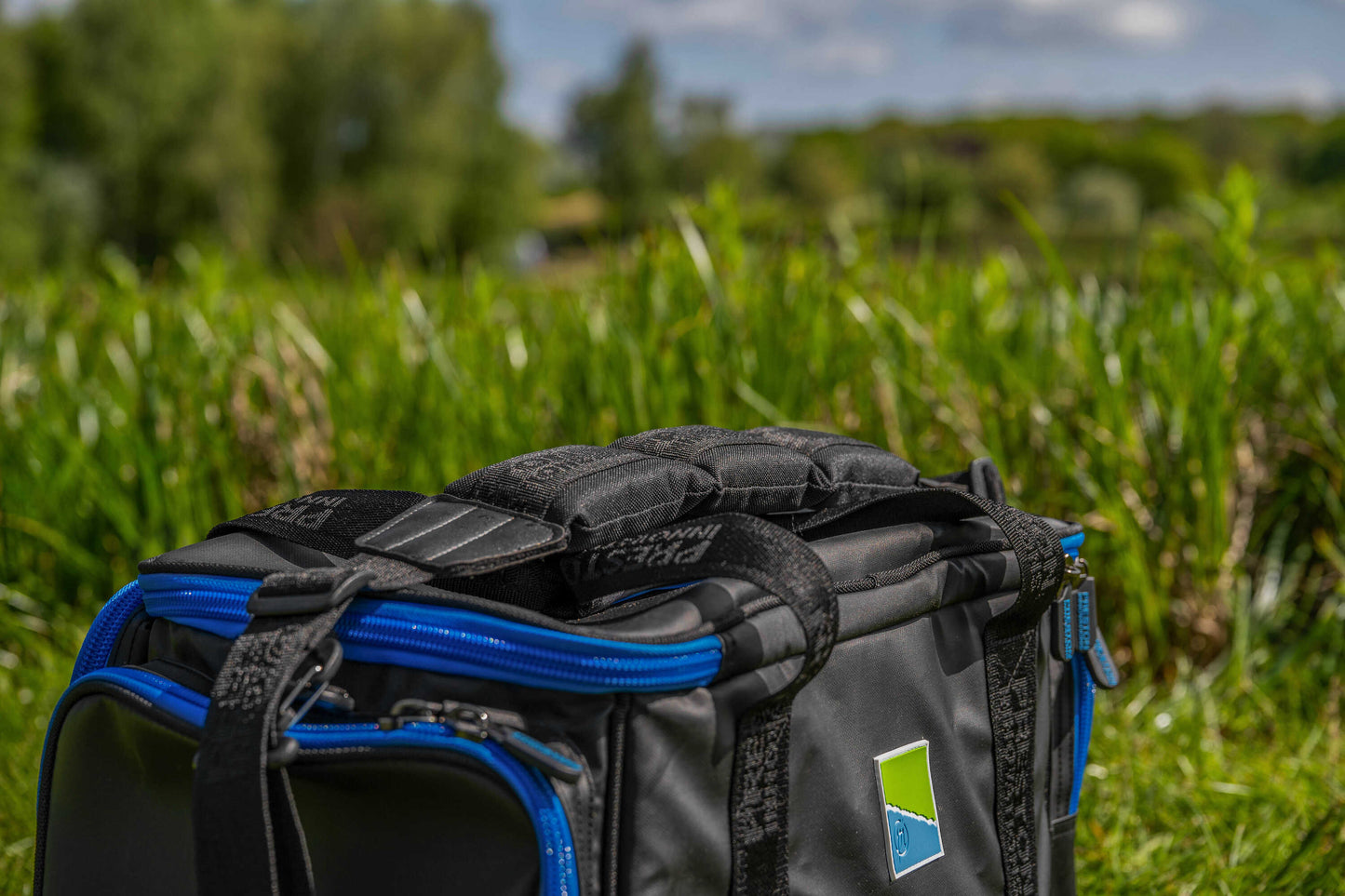 PRESTON INNOVATIONS SUPERA X COMPACT CARRYALL