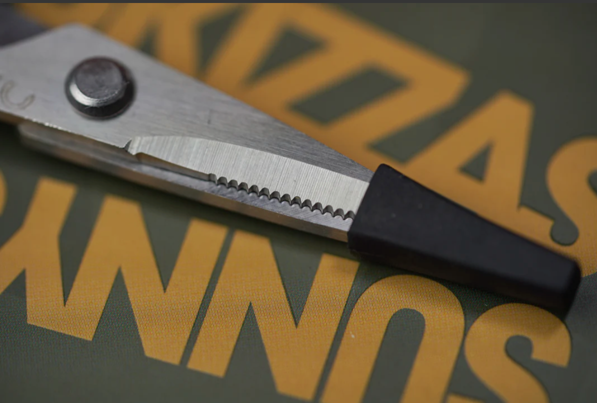 OMC Sunnys Skizzas Scissors