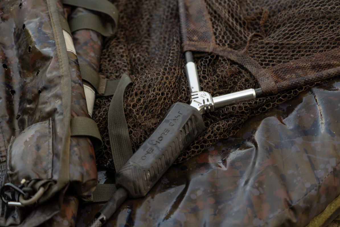 OMC Black Pearl Landing Net