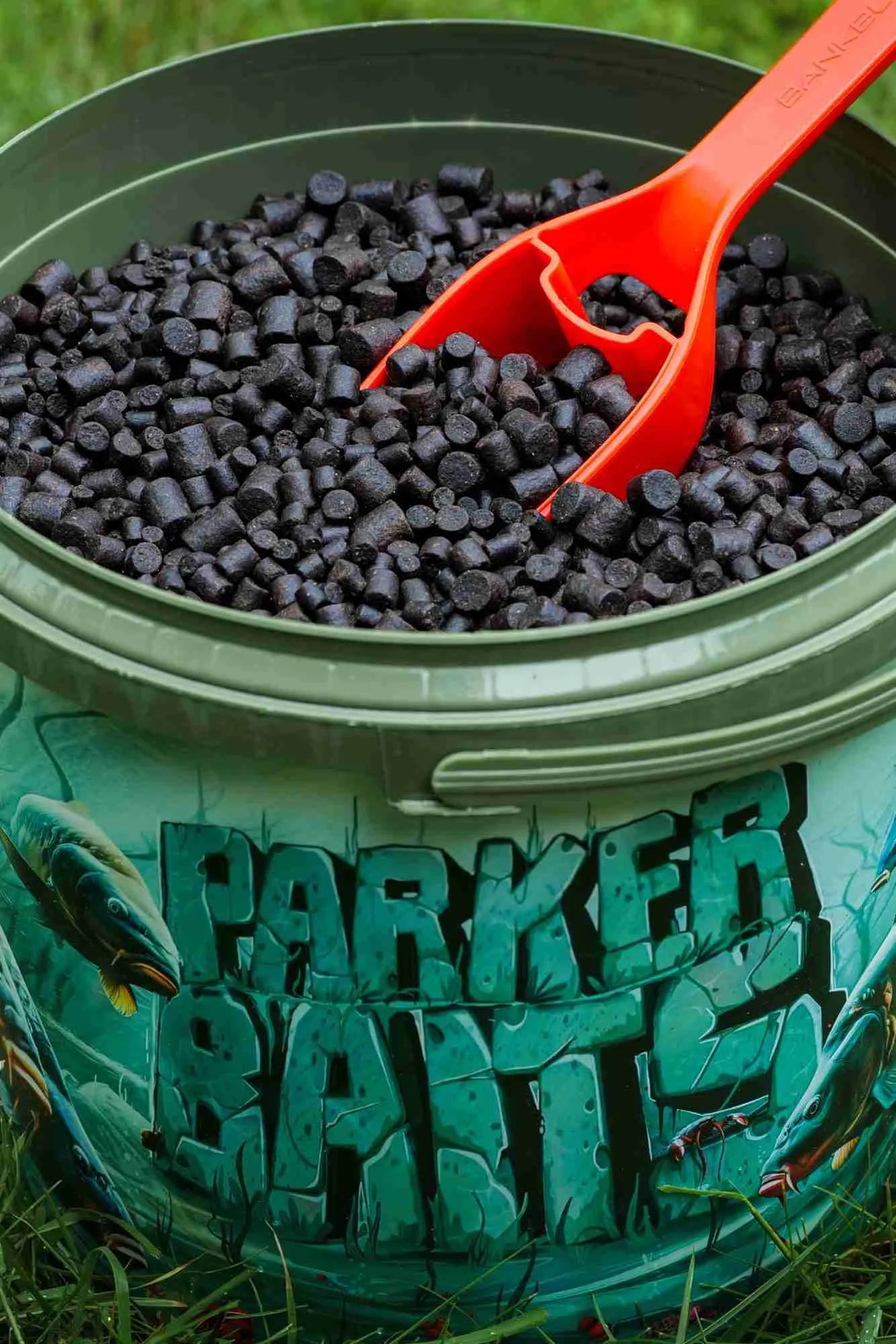 PARKER BAITS NOSSAPIG CARP FISHING BUCKET 5L