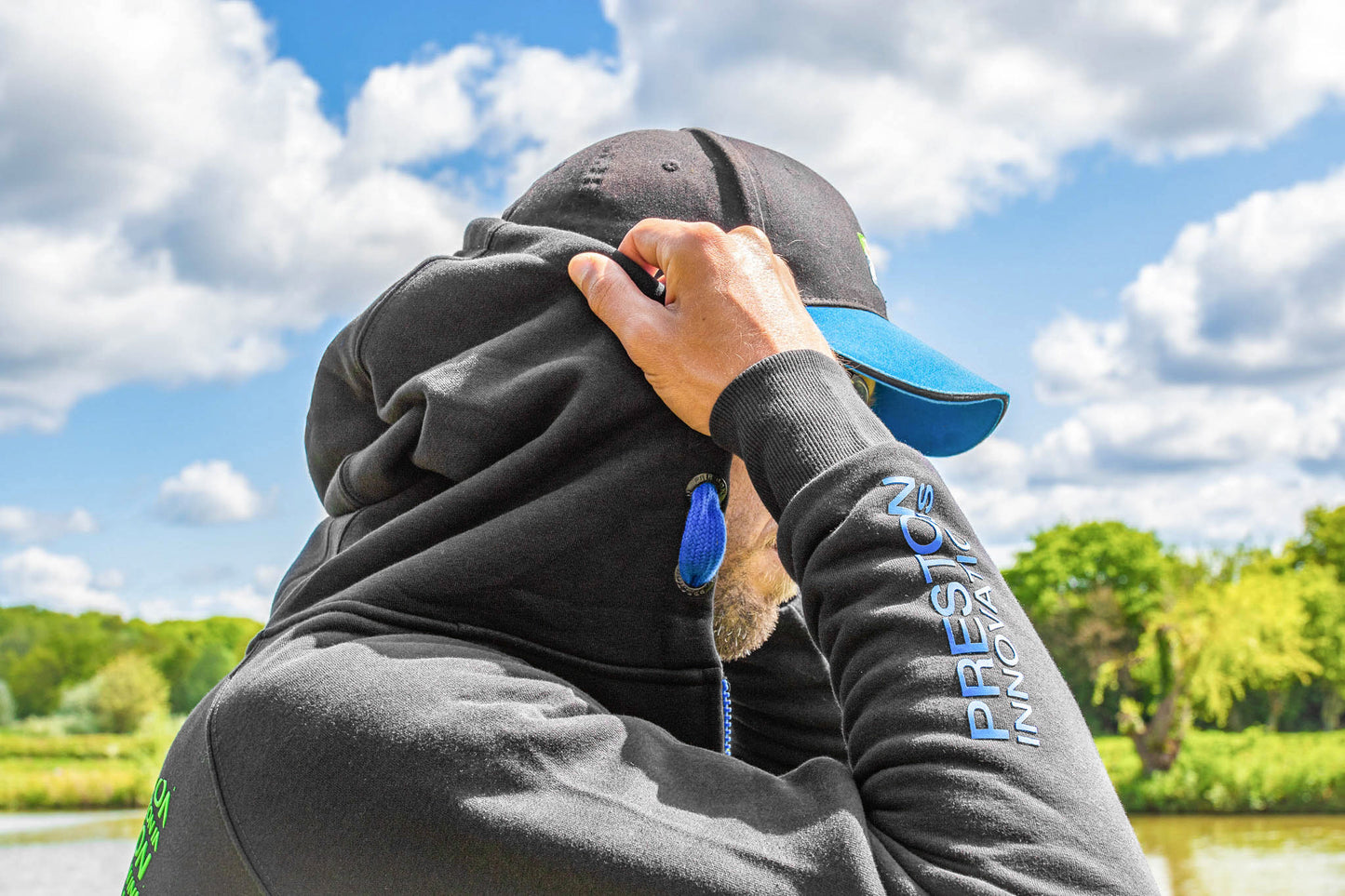 PRESTON INNOVATIONS CELCIUS ZIP HOODIE MEDIUM