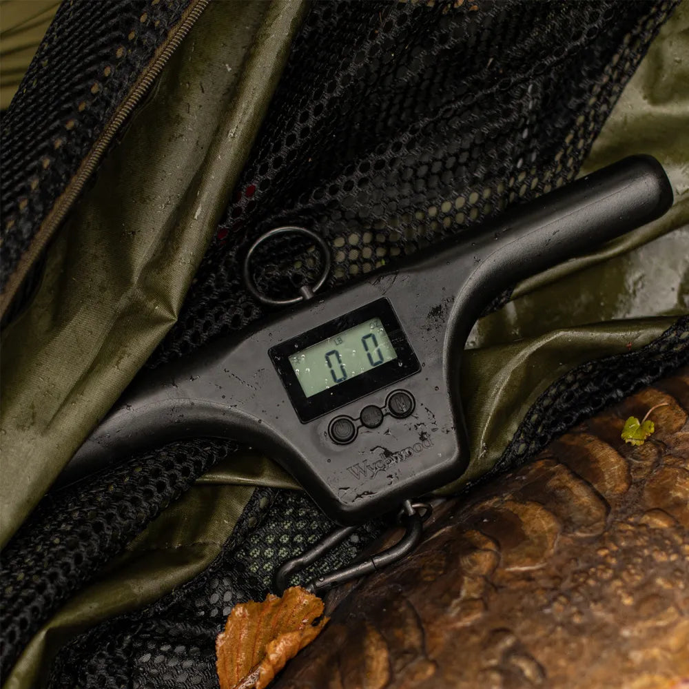WYCHWOOD DUAL SCREEN T-BAR DIGITAL SCALES 120lb