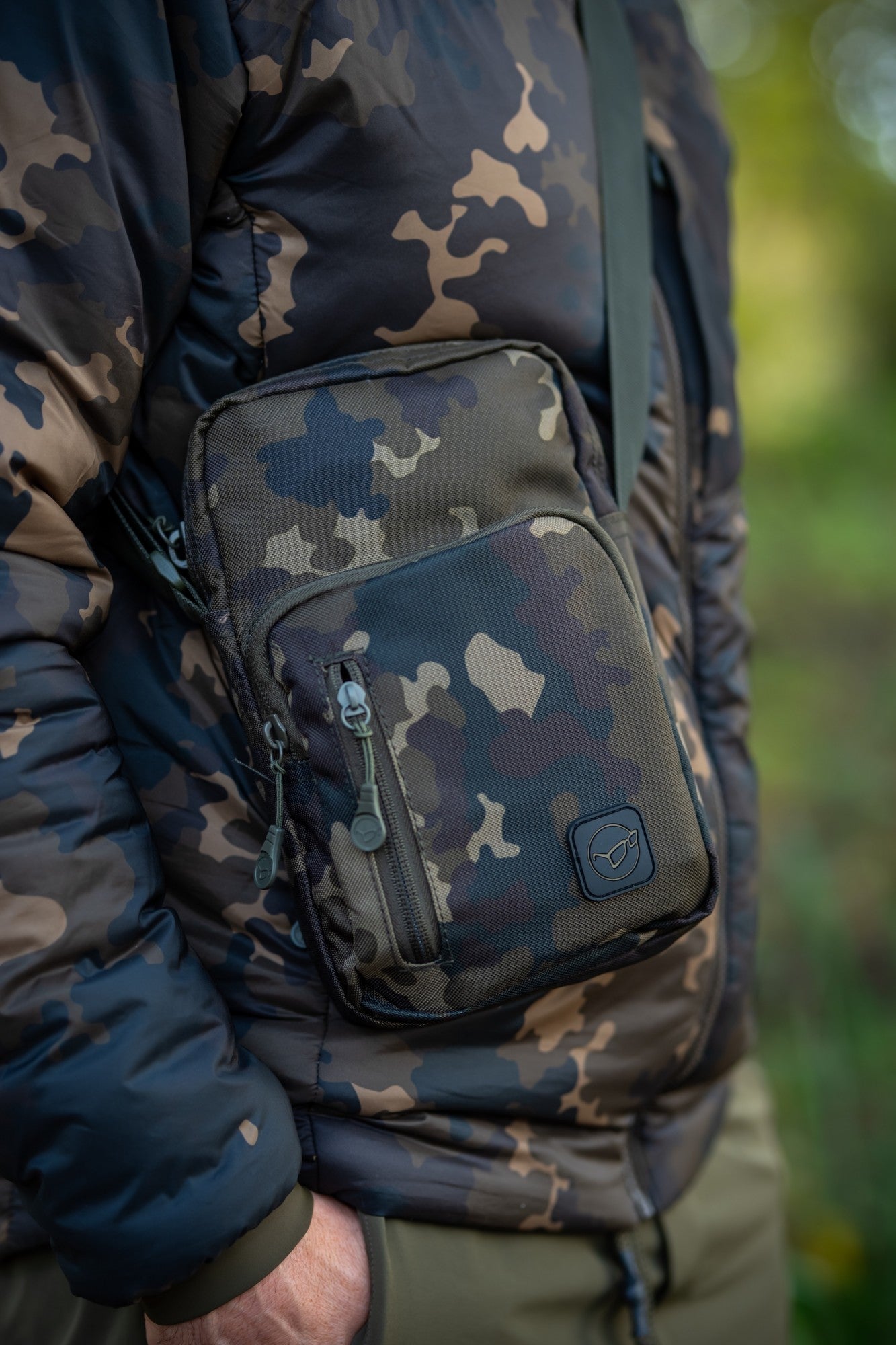Korda Essentials Pouch Dark Camo