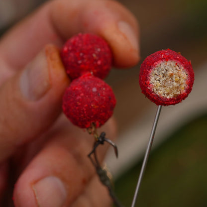 Fjuka Carp Fish Accelerant Coated Boilies 15mm (400g)