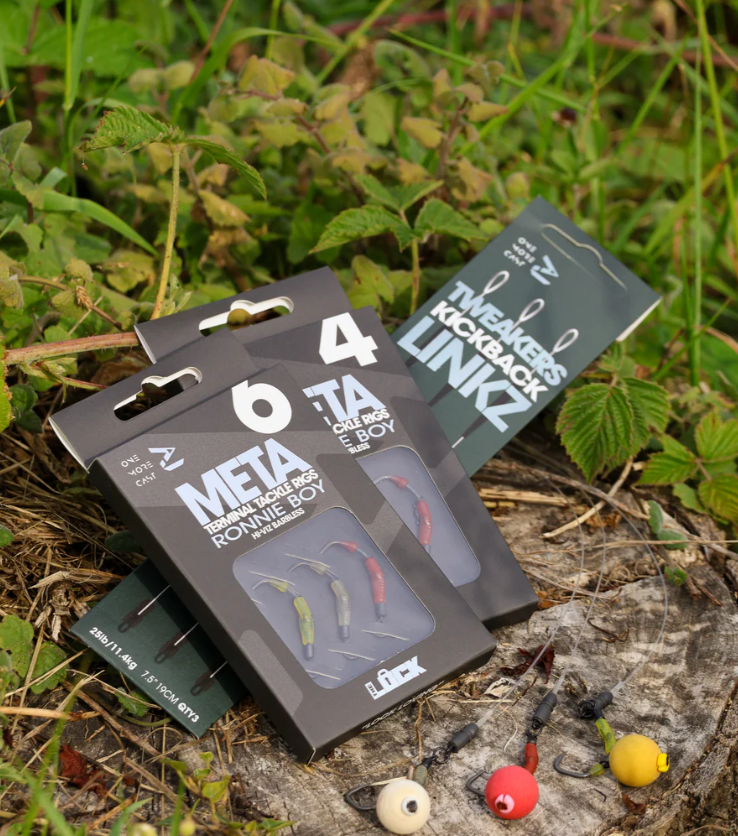 OMC Hi-Viz Lock Hook Ronnie Boys All Sizes