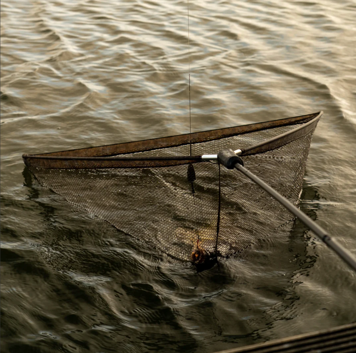 OMC Black Pearl Landing Net