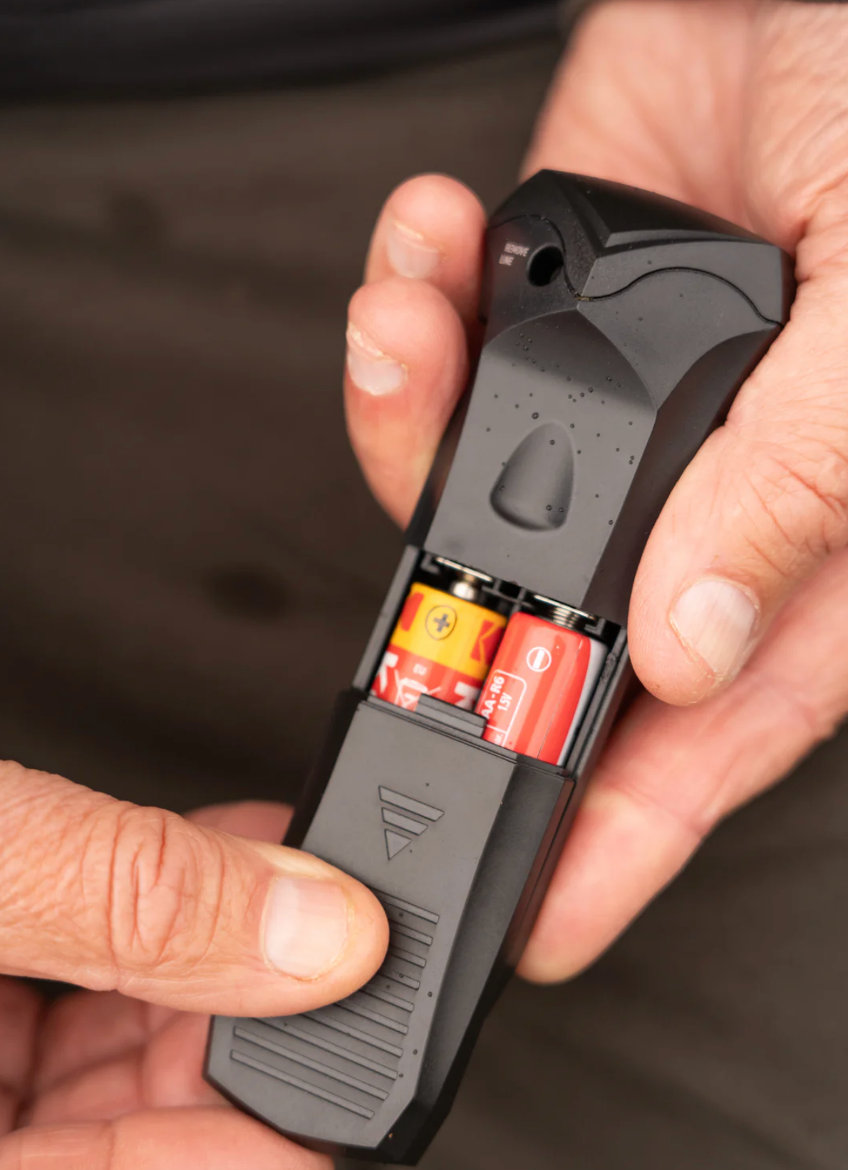 OMC Str!p Off - Fishing Line Stripper