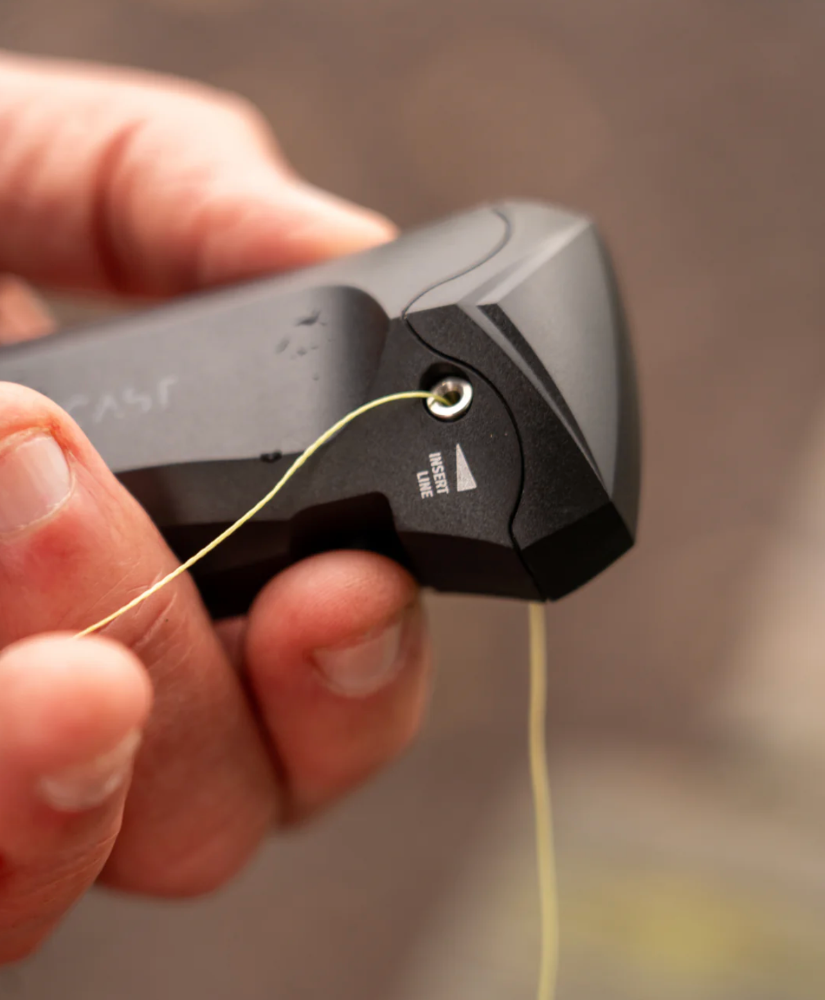 OMC Str!p Off - Fishing Line Stripper