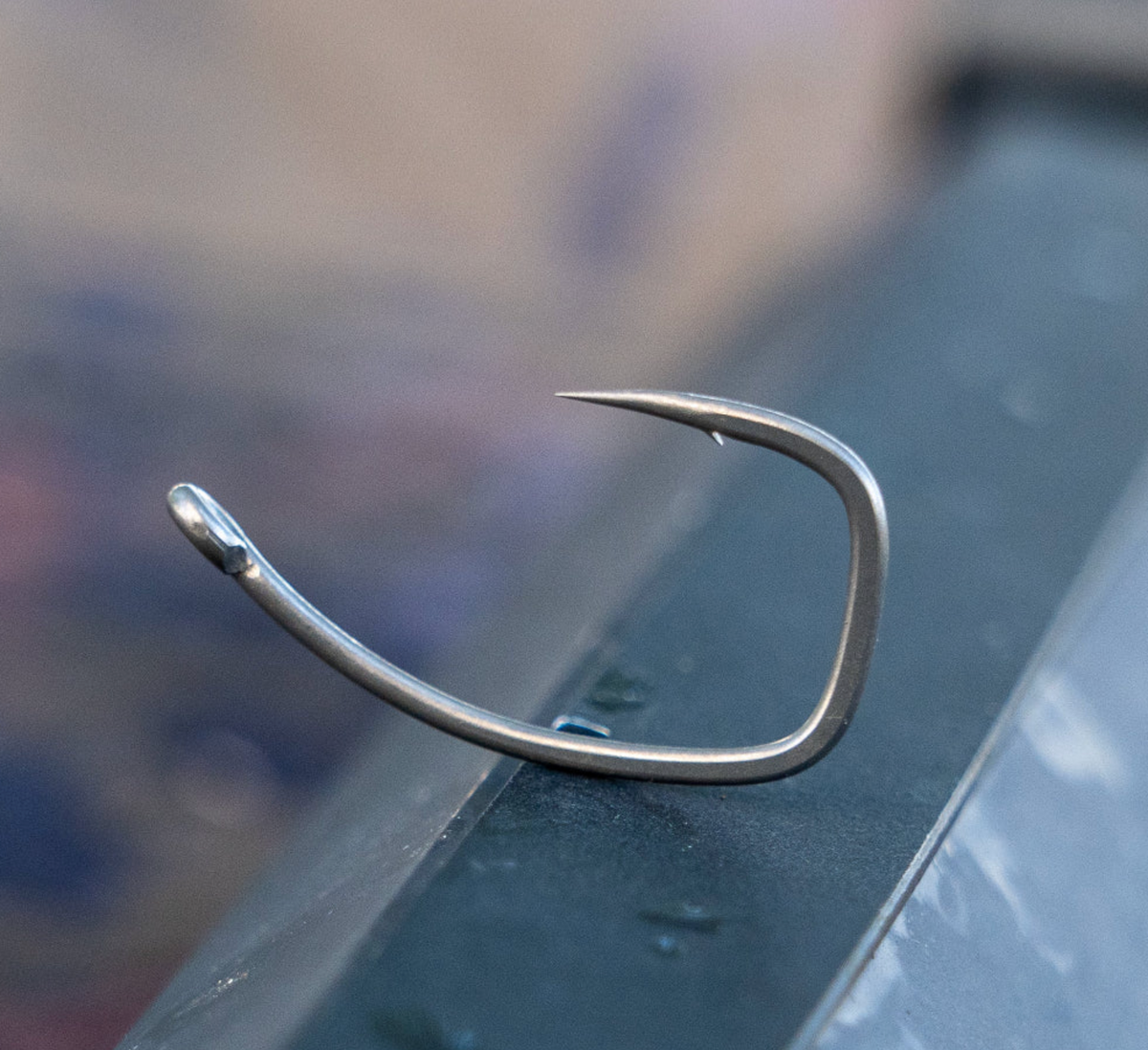 OMC The Lock Longshank Hook
