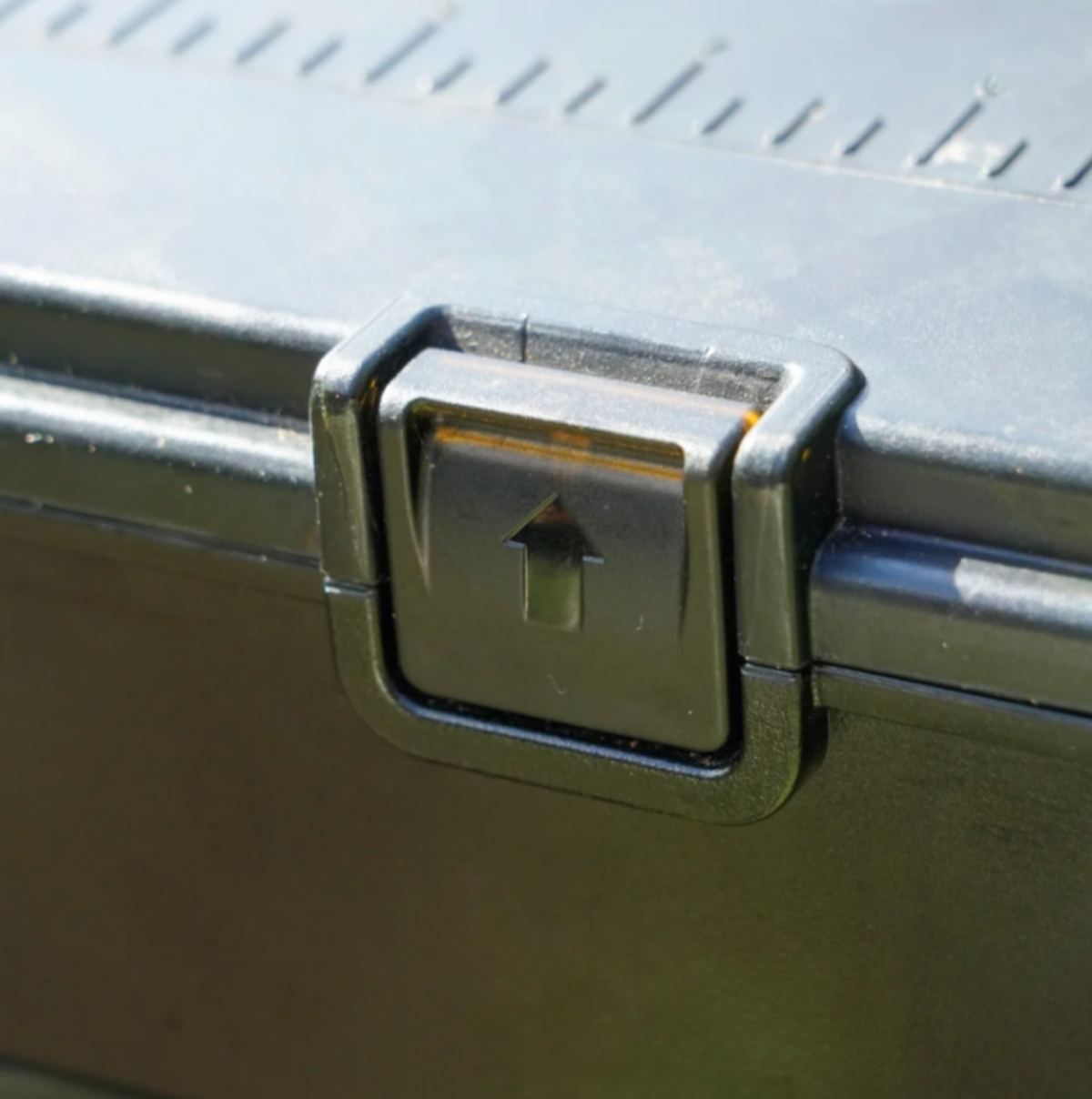 OMC In Too Deep Splash Camo Tackle Box