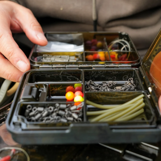 OMC Flick The Switch Tackle Accessory Box