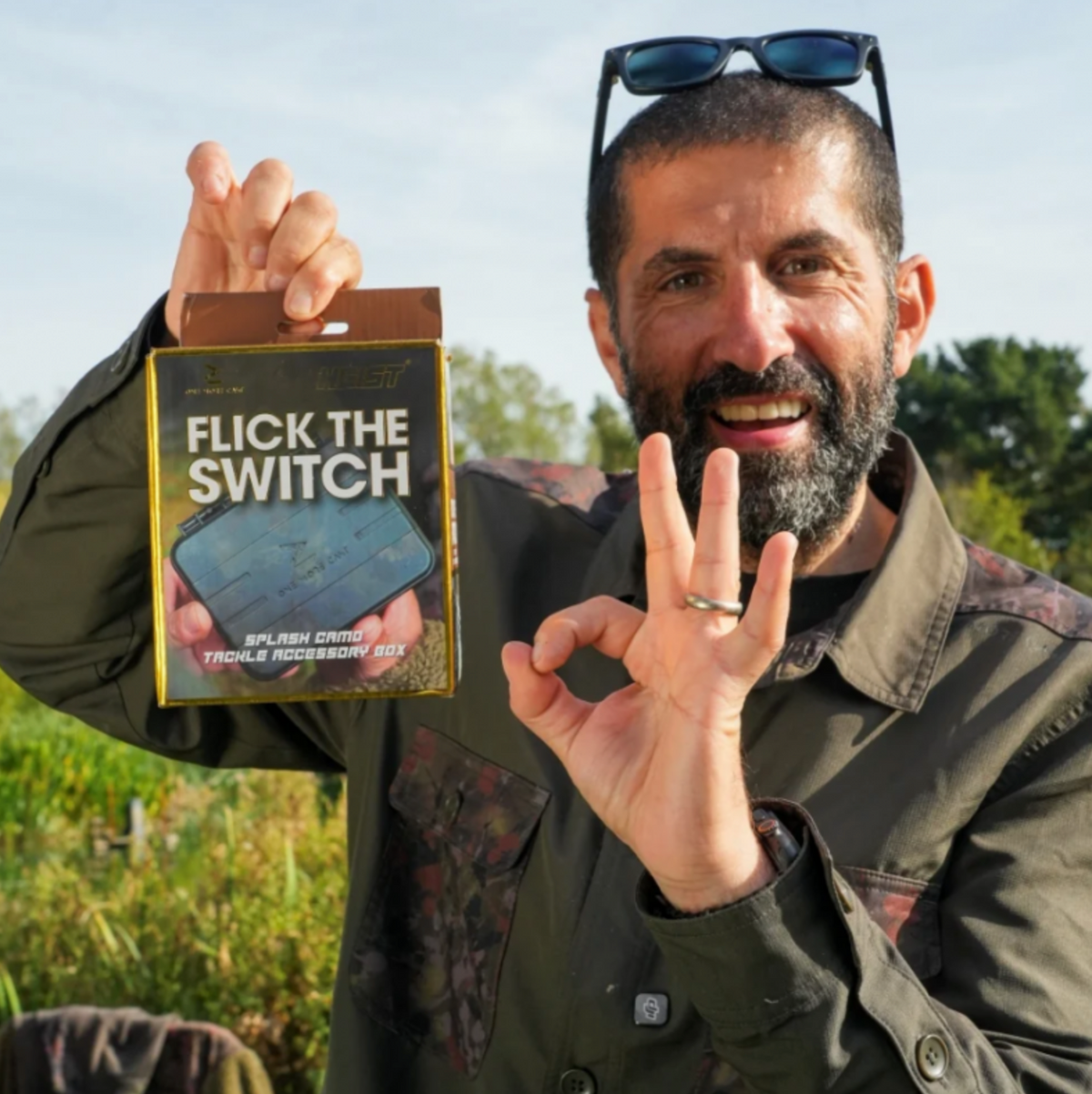 OMC Flick The Switch Tackle Accessory Box