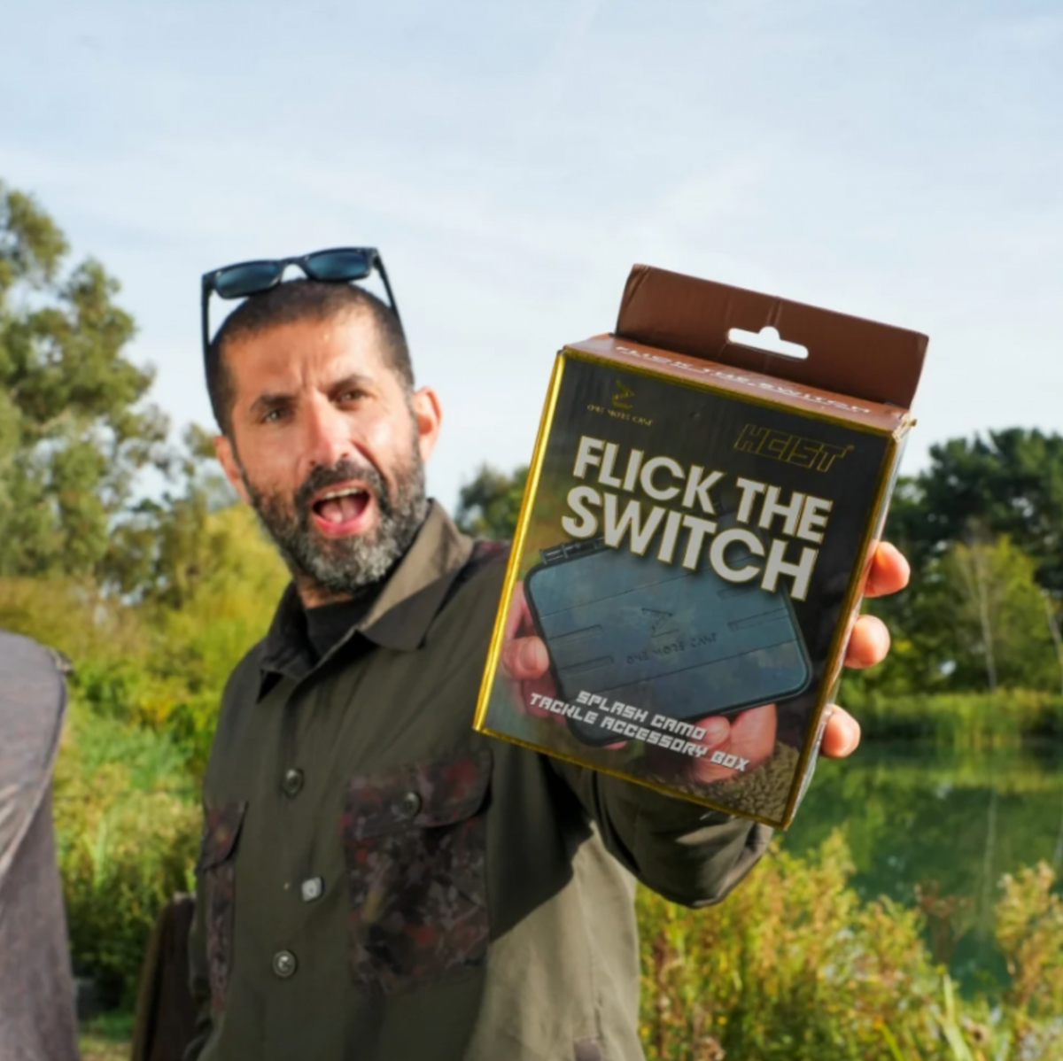 OMC Flick The Switch Tackle Accessory Box