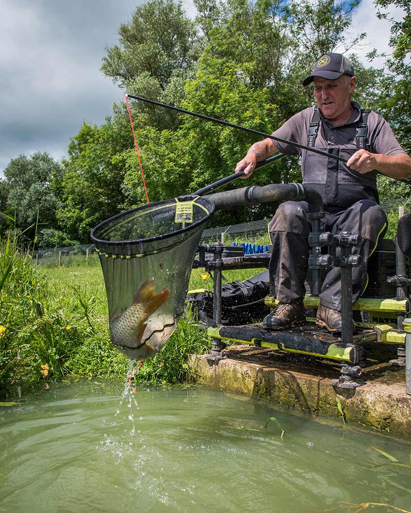 MATRIX F1 FINE MESH LANDING NET