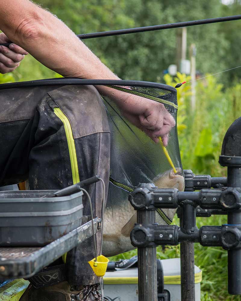 MATRIX F1 FINE MESH LANDING NET