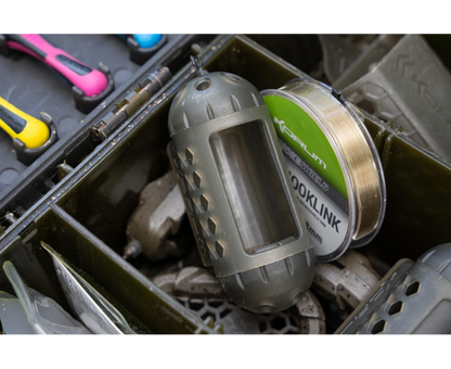 Korum WIndow Maggot Feeder - Various Sizes