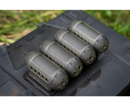 Korum WIndow Maggot Feeder - Various Sizes