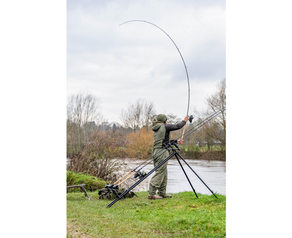 Korum Deluxe River Tripod 3 Rod Wide